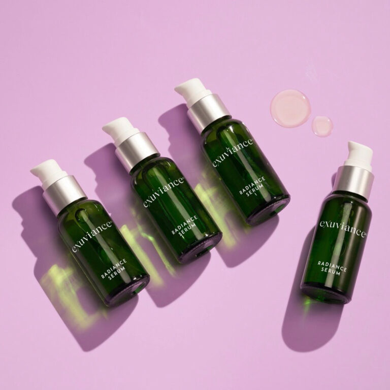 Billede til sociale medier Exuviance Radiance Serum 4