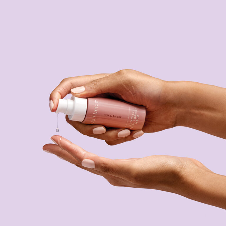 Billede til sociale medier Exuviance Age Reverse Advanced Total Correct Serum 1