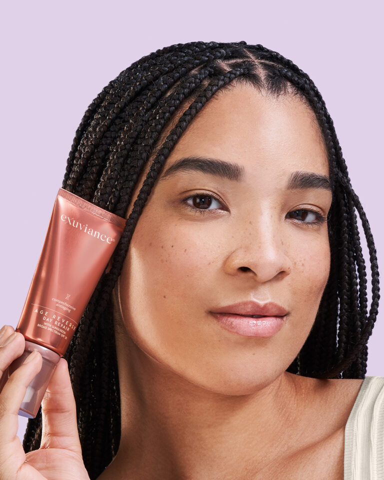 Billede til sociale medier Exuviance Age Reverse Day Repair SPF 30 2