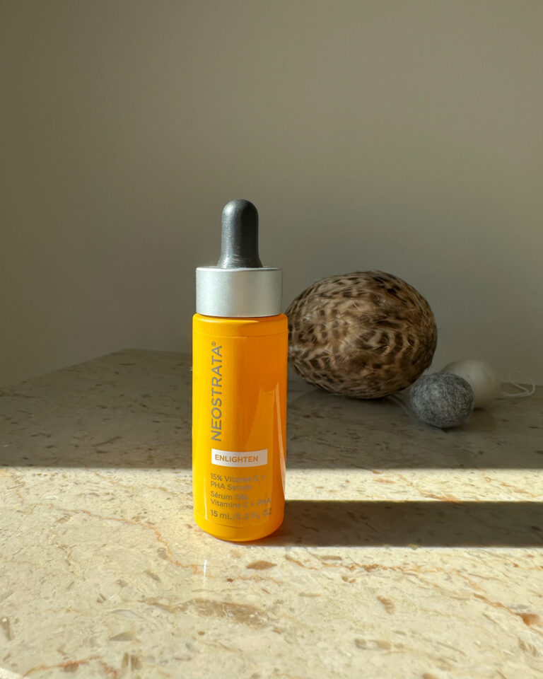 Billede til sociale medier NEOSTRATA Vitamin C + PHA Serum 2
