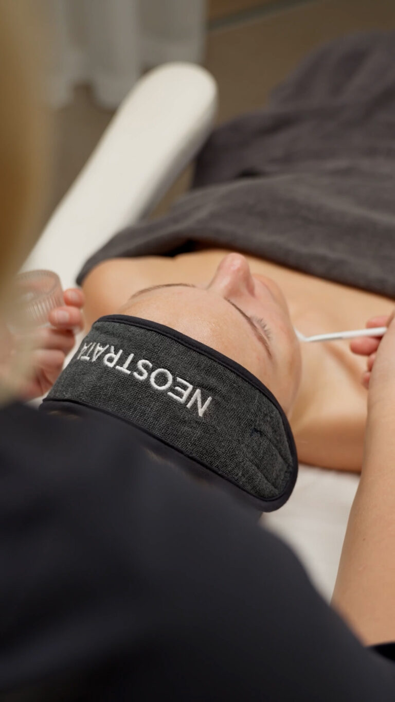 Video til sociale medier NEOSTRATA Behandling 2